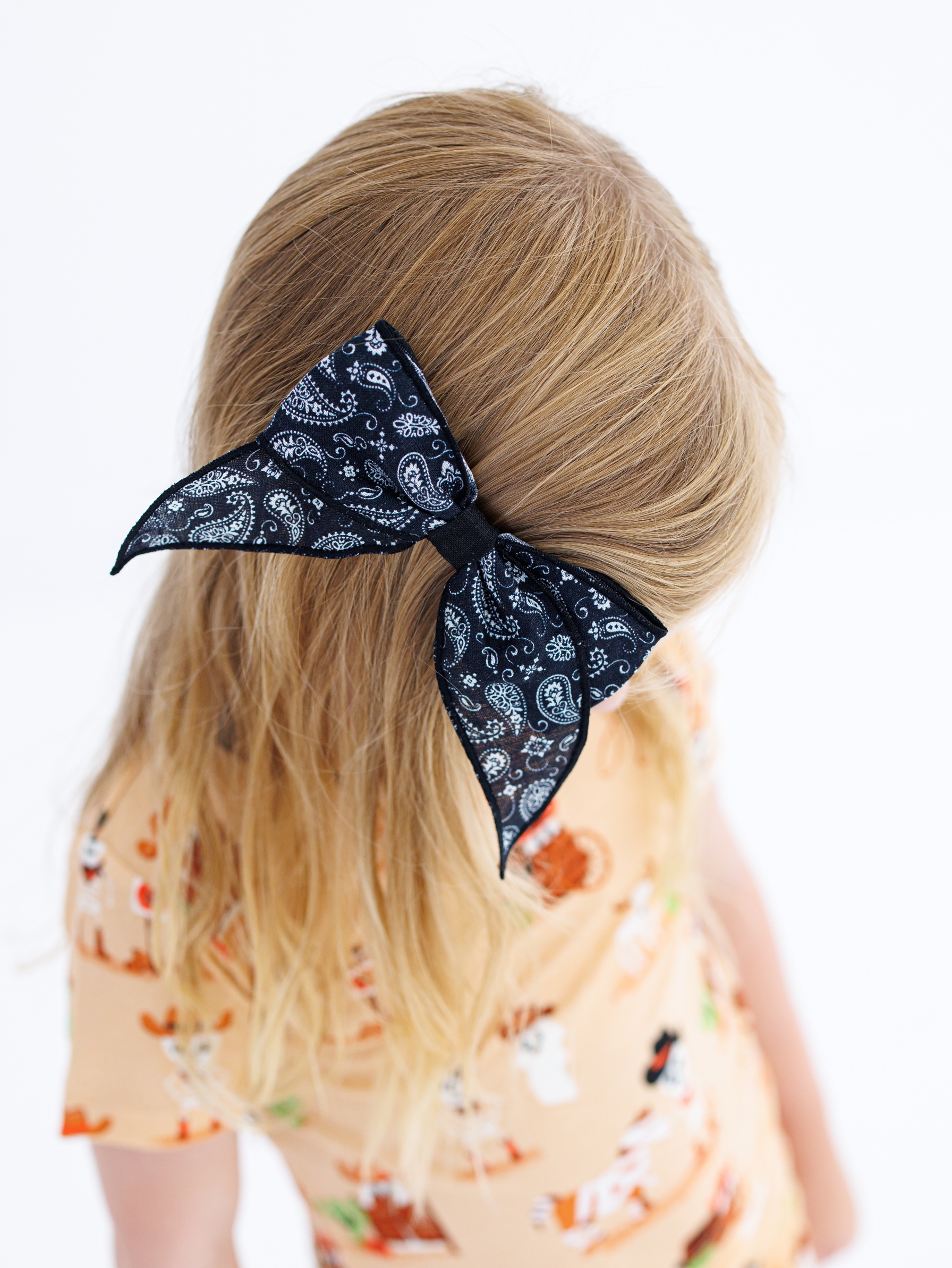 Birdie Bean Black Paisley Clippy Bow