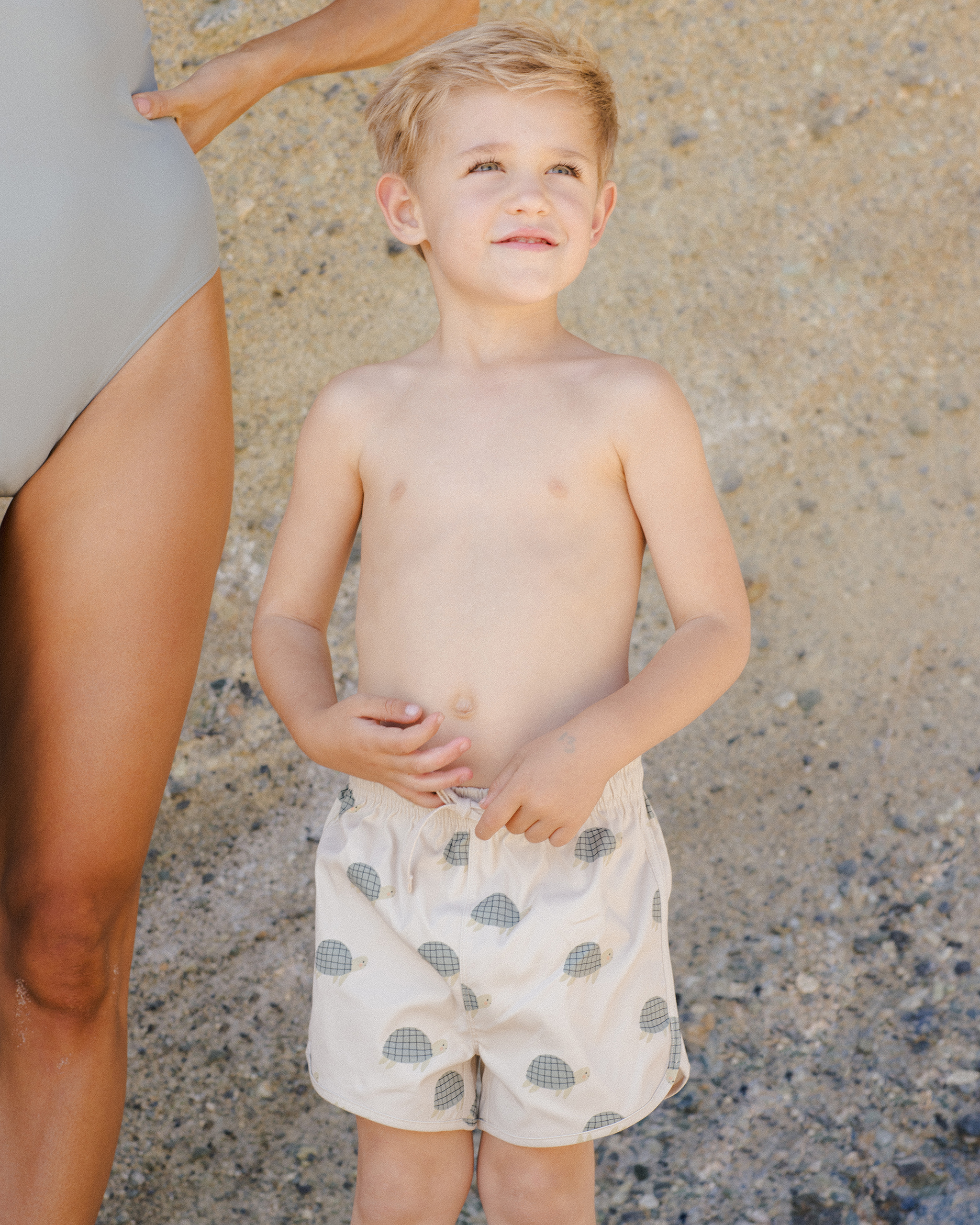 Rylee & Cru Swim Trunk In Sea Turtles